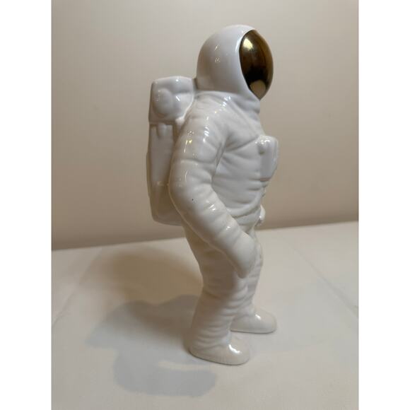 White Ceramic Astronaut Figurine with Gold Helmet – Space Decor - Picture 1 of 4